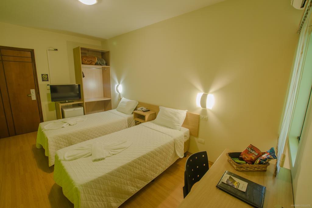 Hotel Dom Thomaz Jaguariaíva Esterno foto